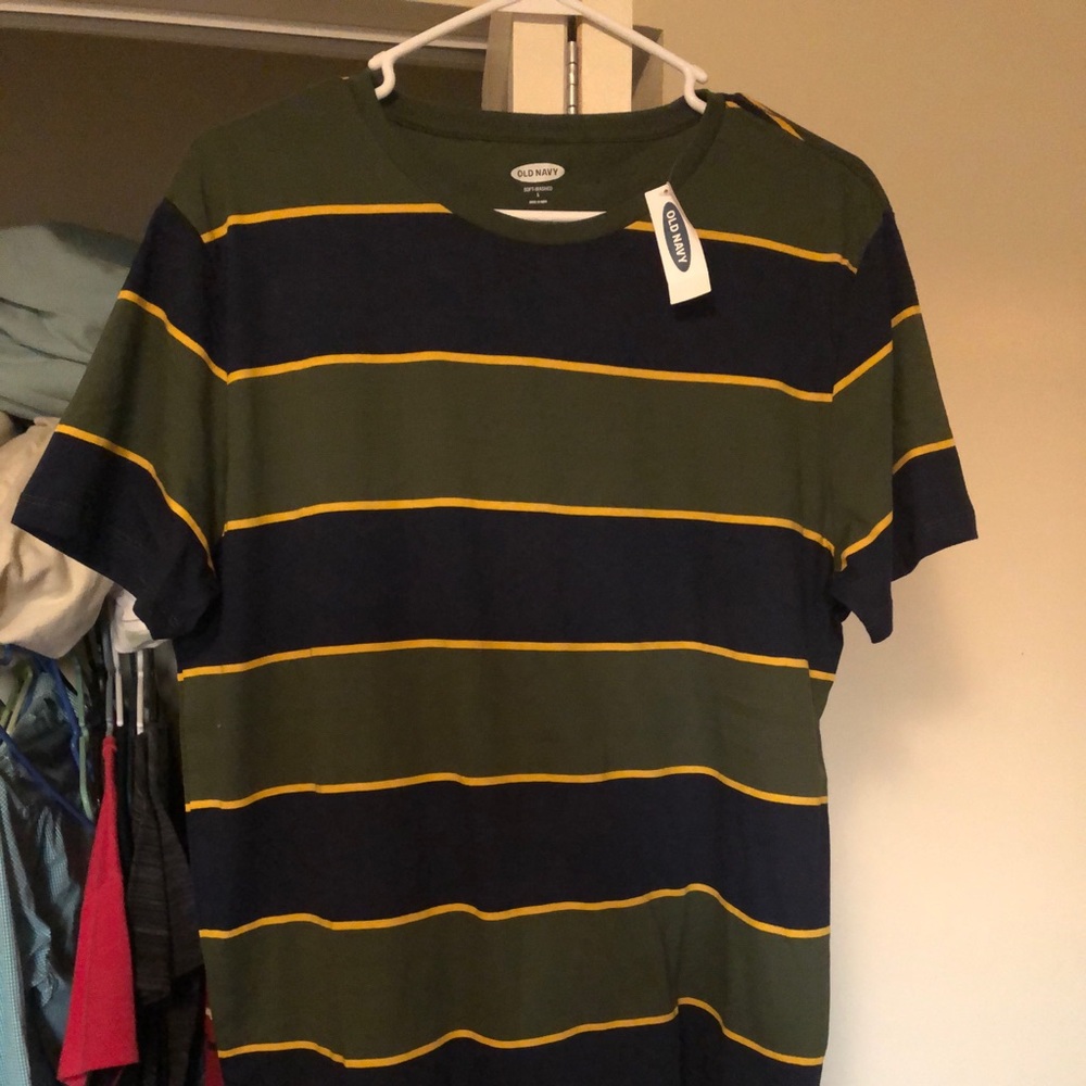 Men’s size large NWT